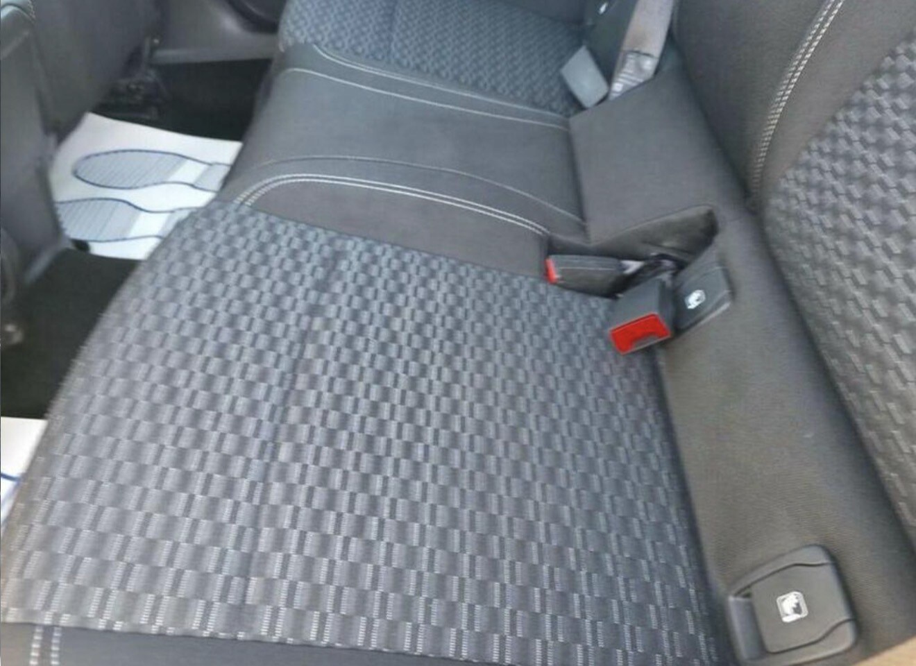 Used Vauxhall Astra 2015 for sale - 77701098: Photo 28