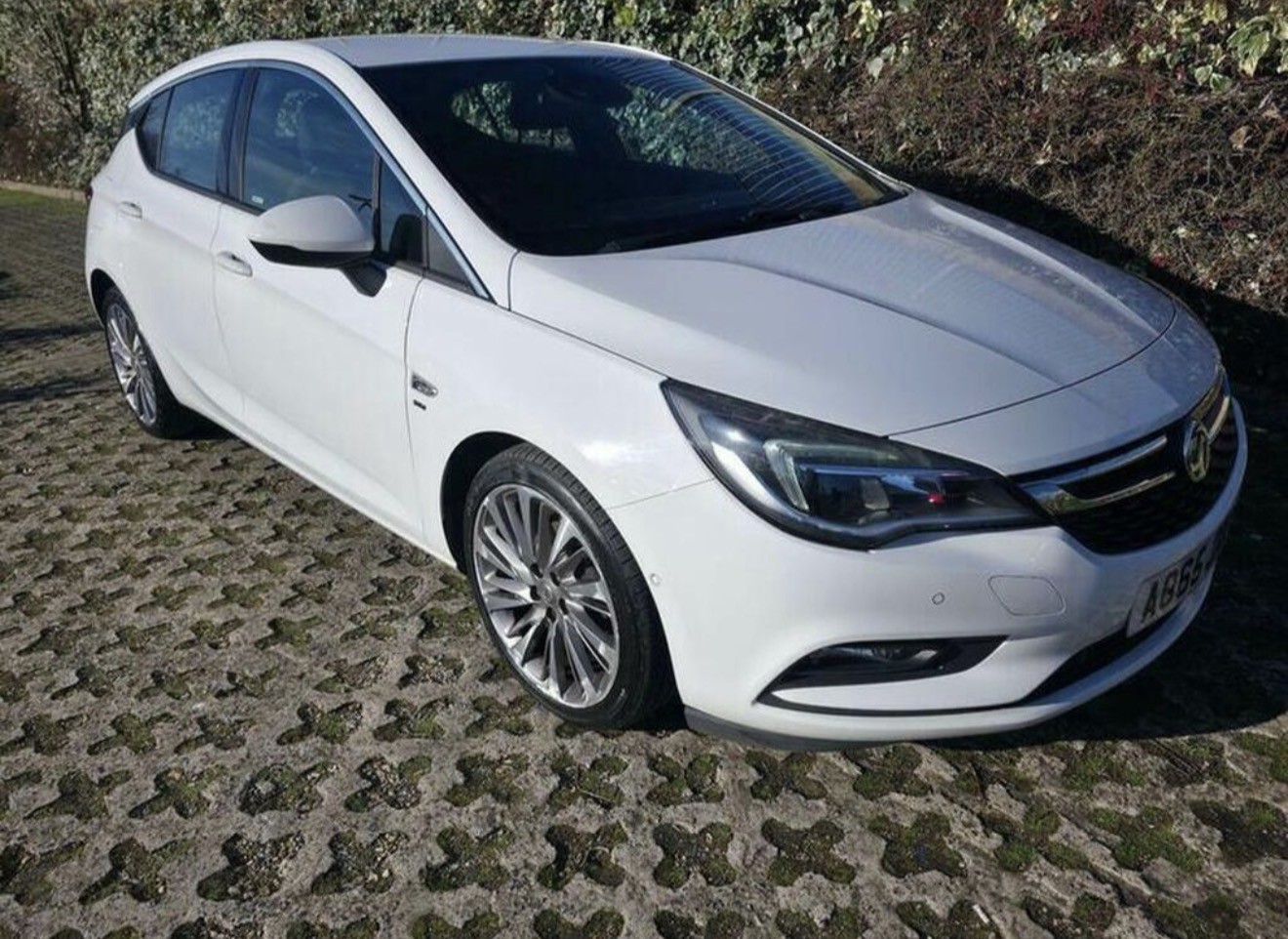 Used Vauxhall Astra 2015 for sale - 77701098: Photo 3