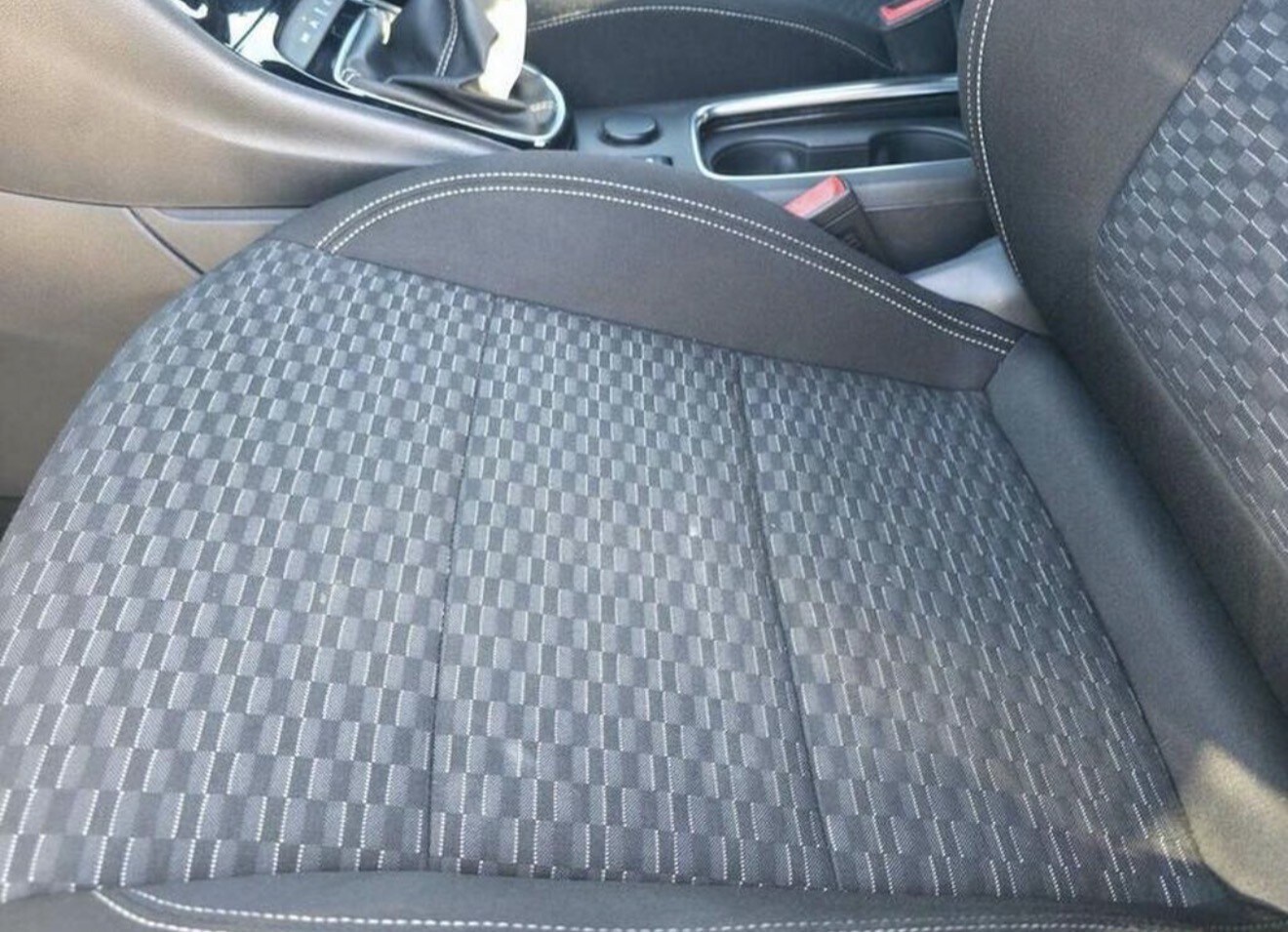 Used Vauxhall Astra 2015 for sale - 77701098: Photo 32