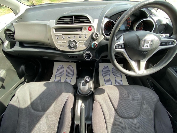 Used Honda Jazz 2010 for sale - 75428691: Photo 10