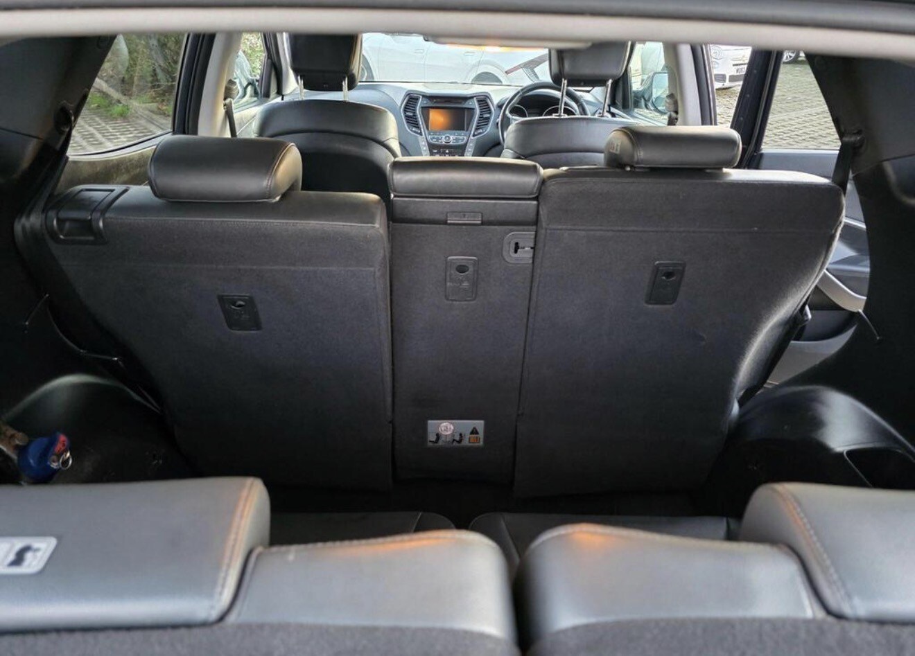 Used Hyundai Santa Fe 2015 for sale - 77697492: Photo 21