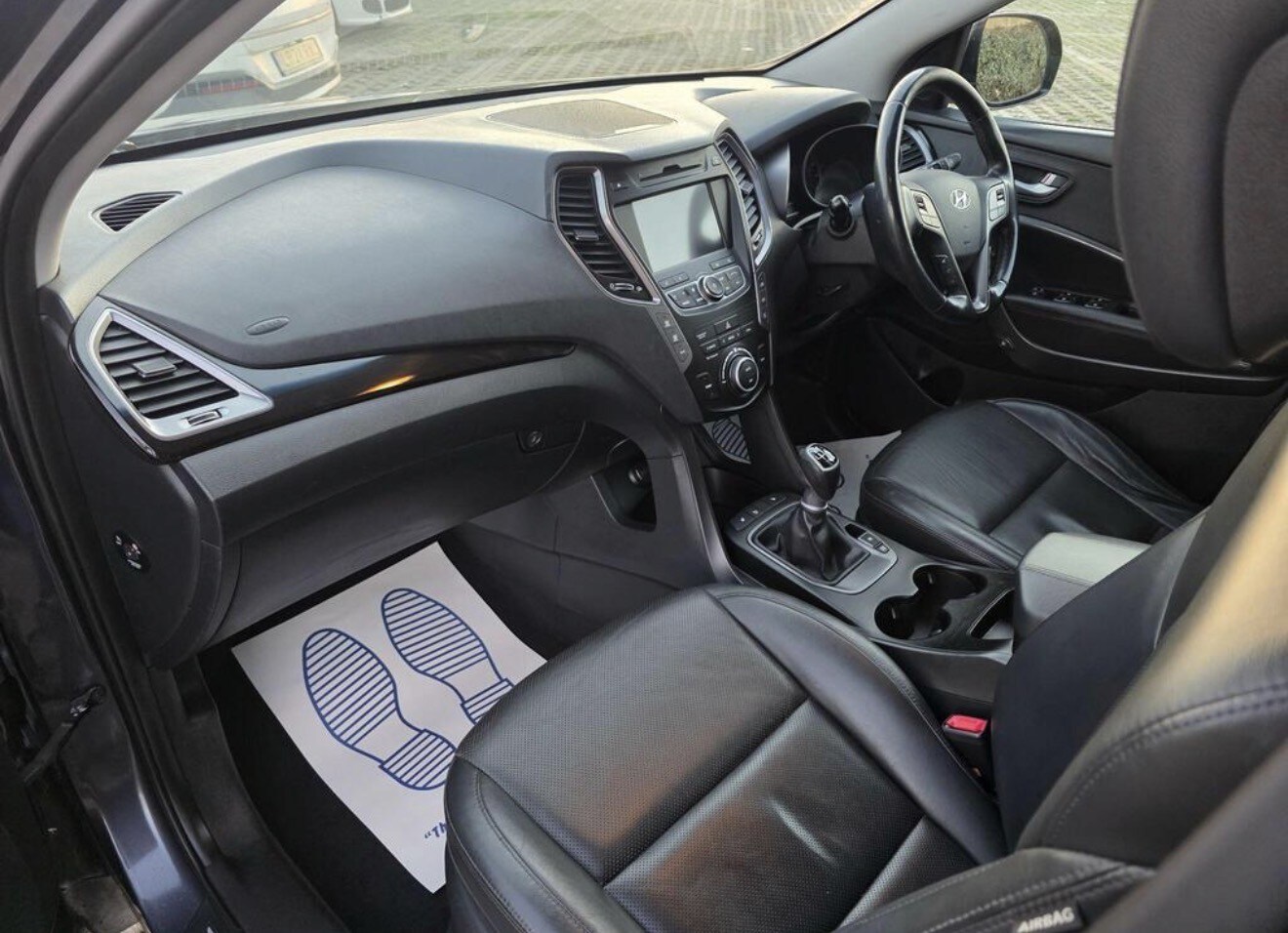 Used Hyundai Santa Fe 2015 for sale - 77697492: Photo 27