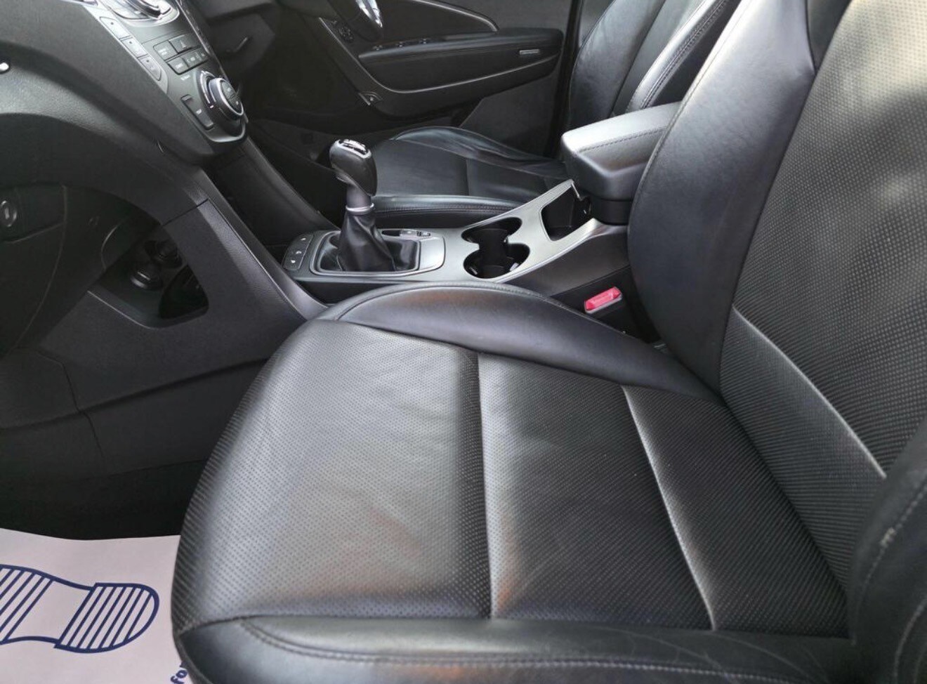 Used Hyundai Santa Fe 2015 for sale - 77697492: Photo 30