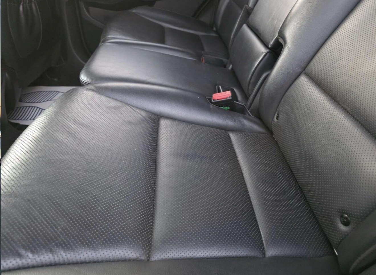 Used Hyundai Santa Fe 2015 for sale - 77697492: Photo 36