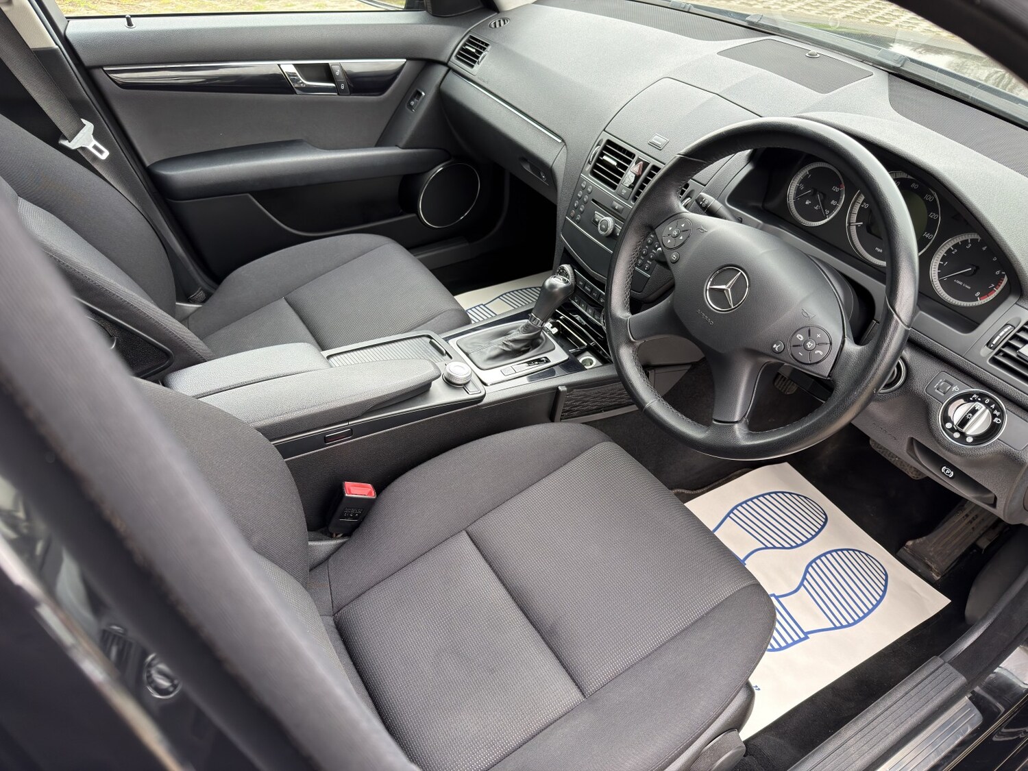 Used Mercedes-Benz C Class 2009 for sale - 77789316: Photo 15