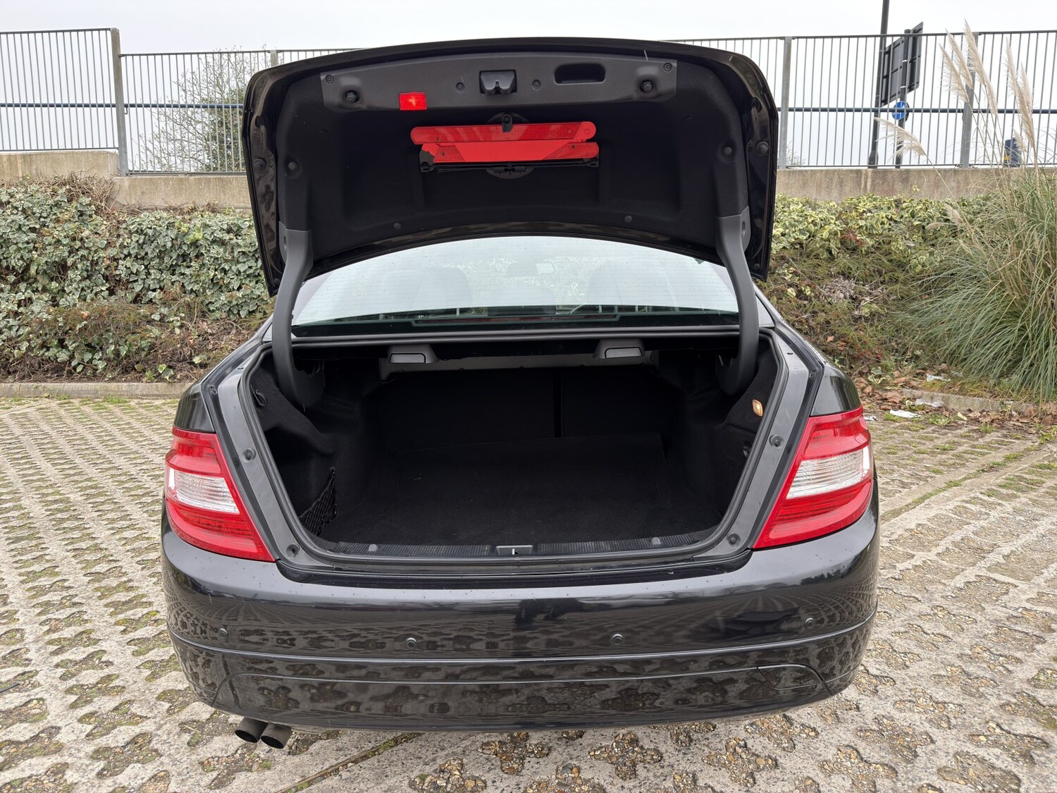 Used Mercedes-Benz C Class 2009 for sale - 77789316: Photo 26