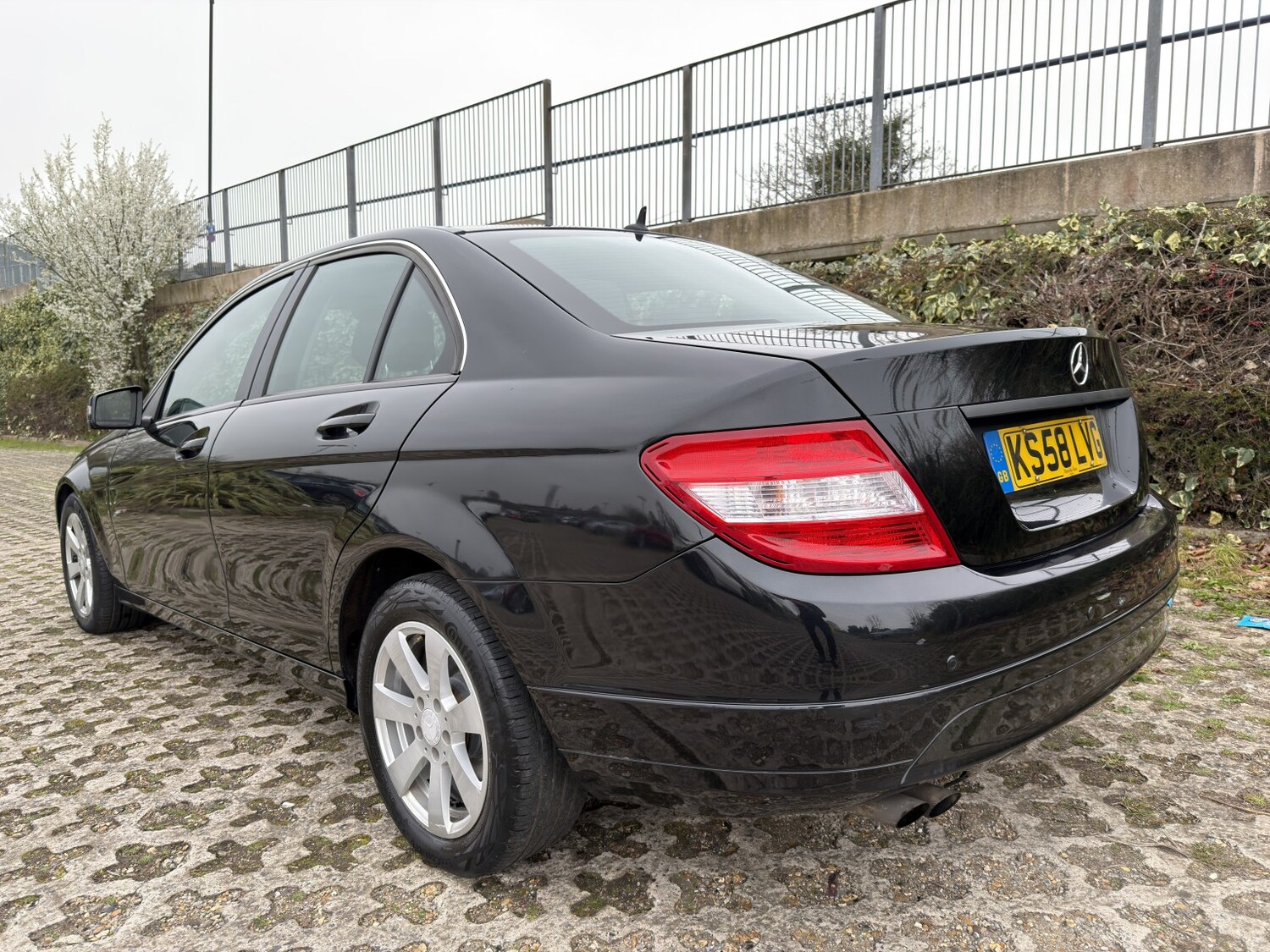 Used Mercedes-Benz C Class 2009 for sale - 77789316: Photo 8