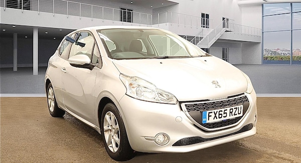 Used Peugeot 208 2015 for sale - 75428760: Photo 1