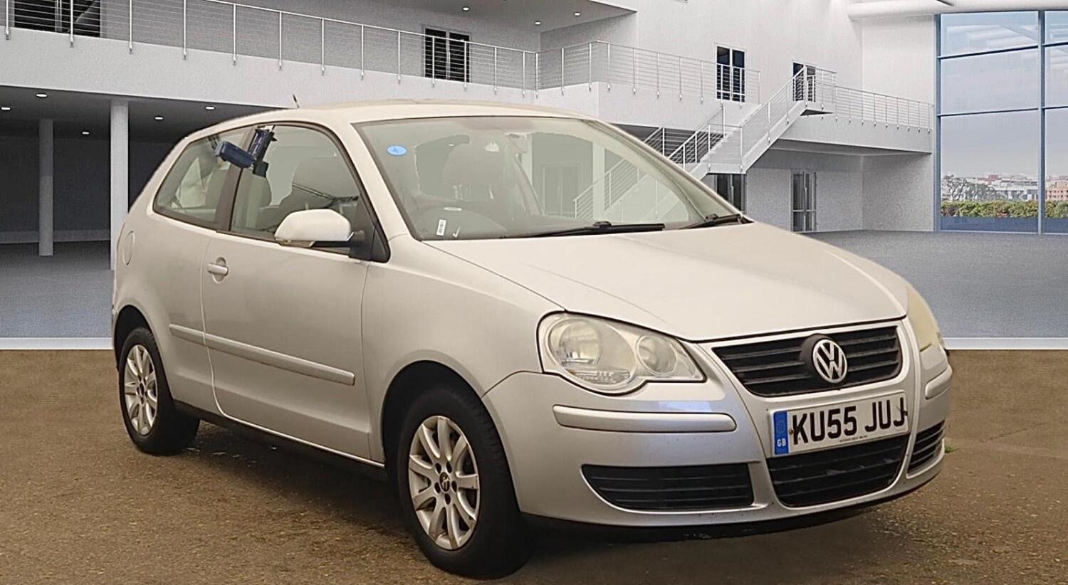 Used Volkswagen Polo 2005 for sale - 76347105: Photo 2