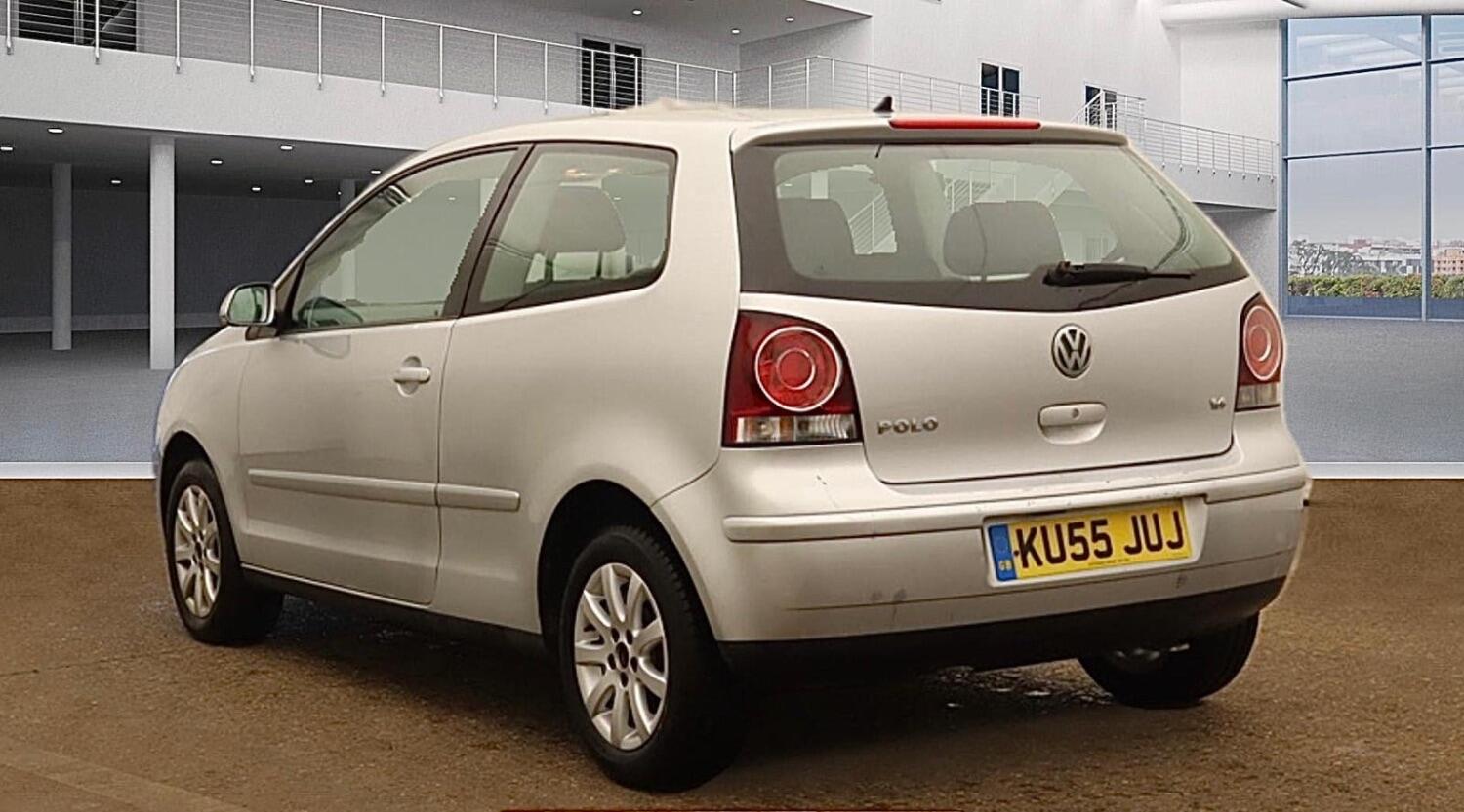 Used Volkswagen Polo 2005 for sale - 76347105: Photo 3