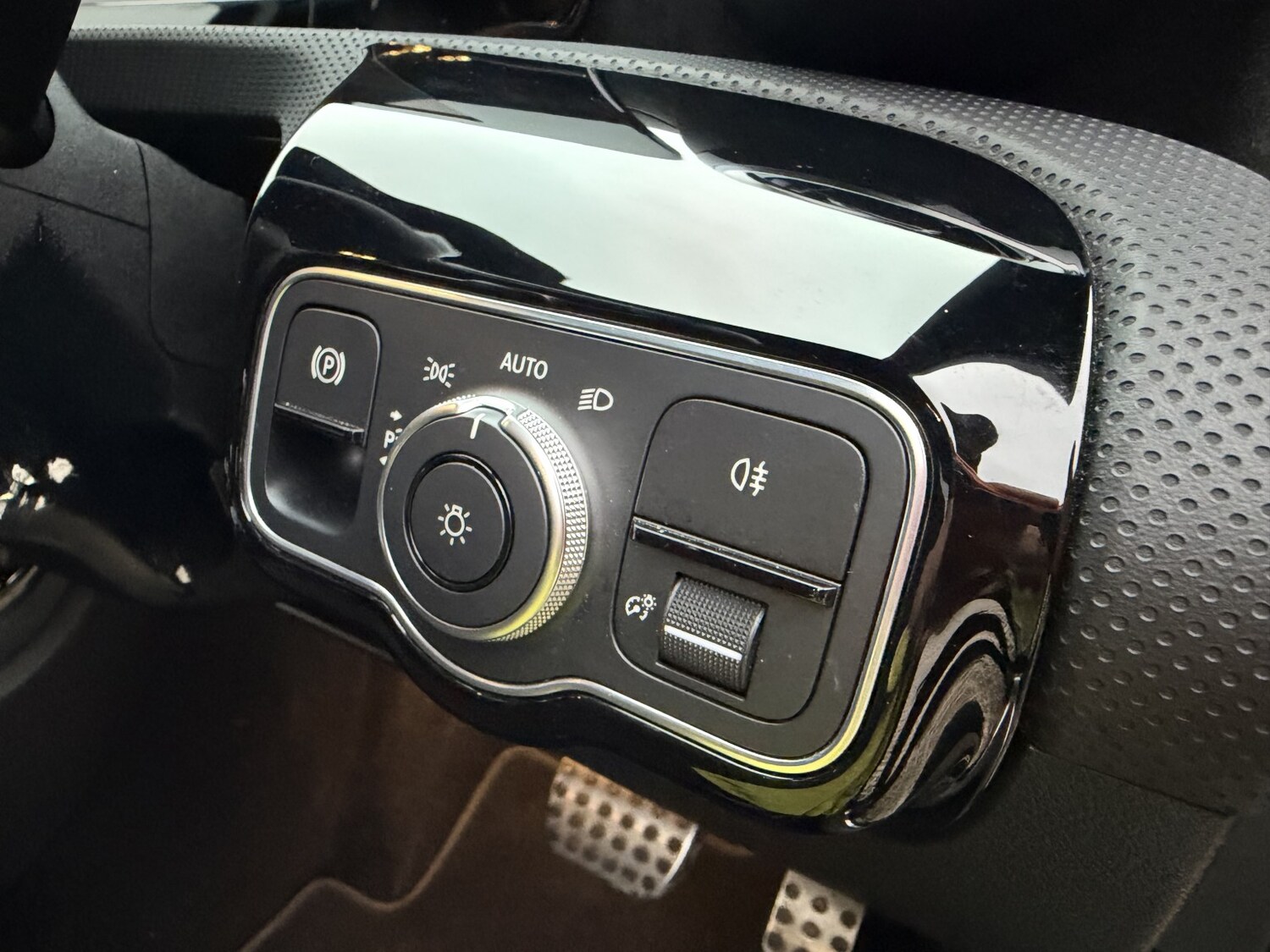 Used Mercedes-Benz A-Class 2020 for sale - 77701113: Photo 25