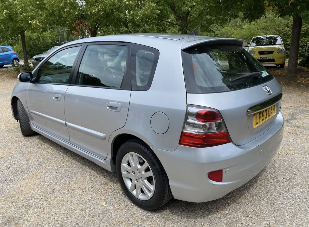 Used Honda Civic 2004 for sale - 77697500: Photo 5