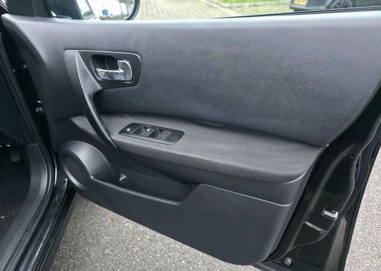 Used Nissan Qashqai 2009 for sale - 77697491: Photo 46