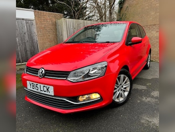 Used Volkswagen Polo 2015 for sale - 75428627: Photo