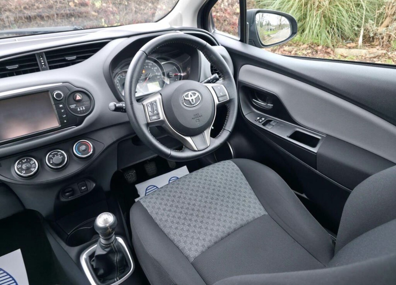 Used Toyota Yaris 2014 for sale - 77697490: Photo 18