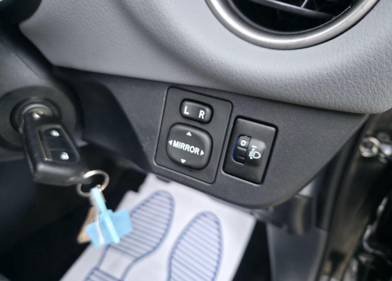 Used Toyota Yaris 2014 for sale - 77697490: Photo 22