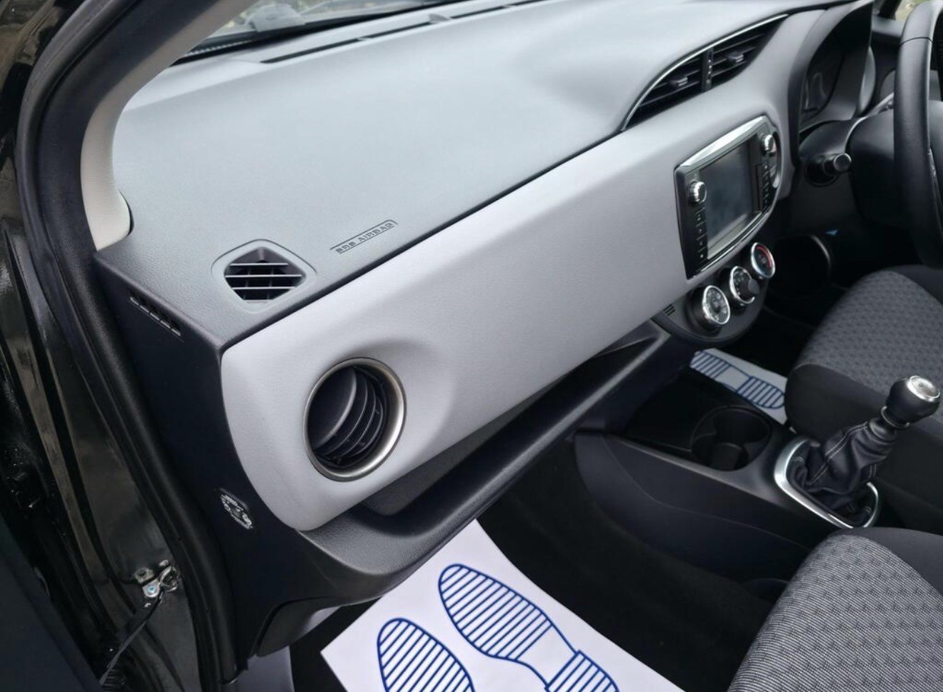 Used Toyota Yaris 2014 for sale - 77697490: Photo 36