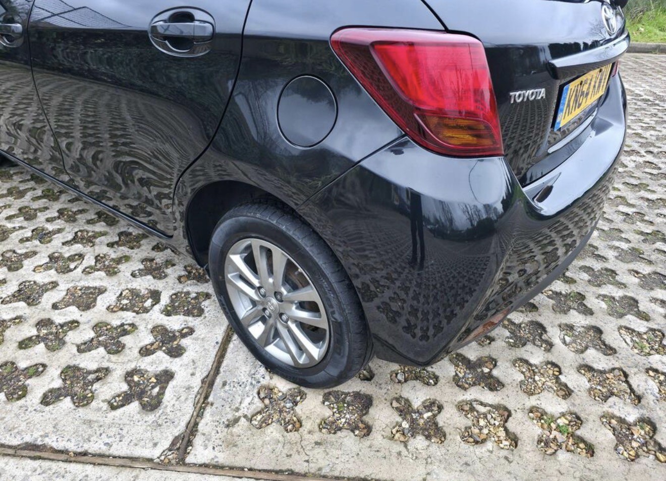 Used Toyota Yaris 2014 for sale - 77697490: Photo 38