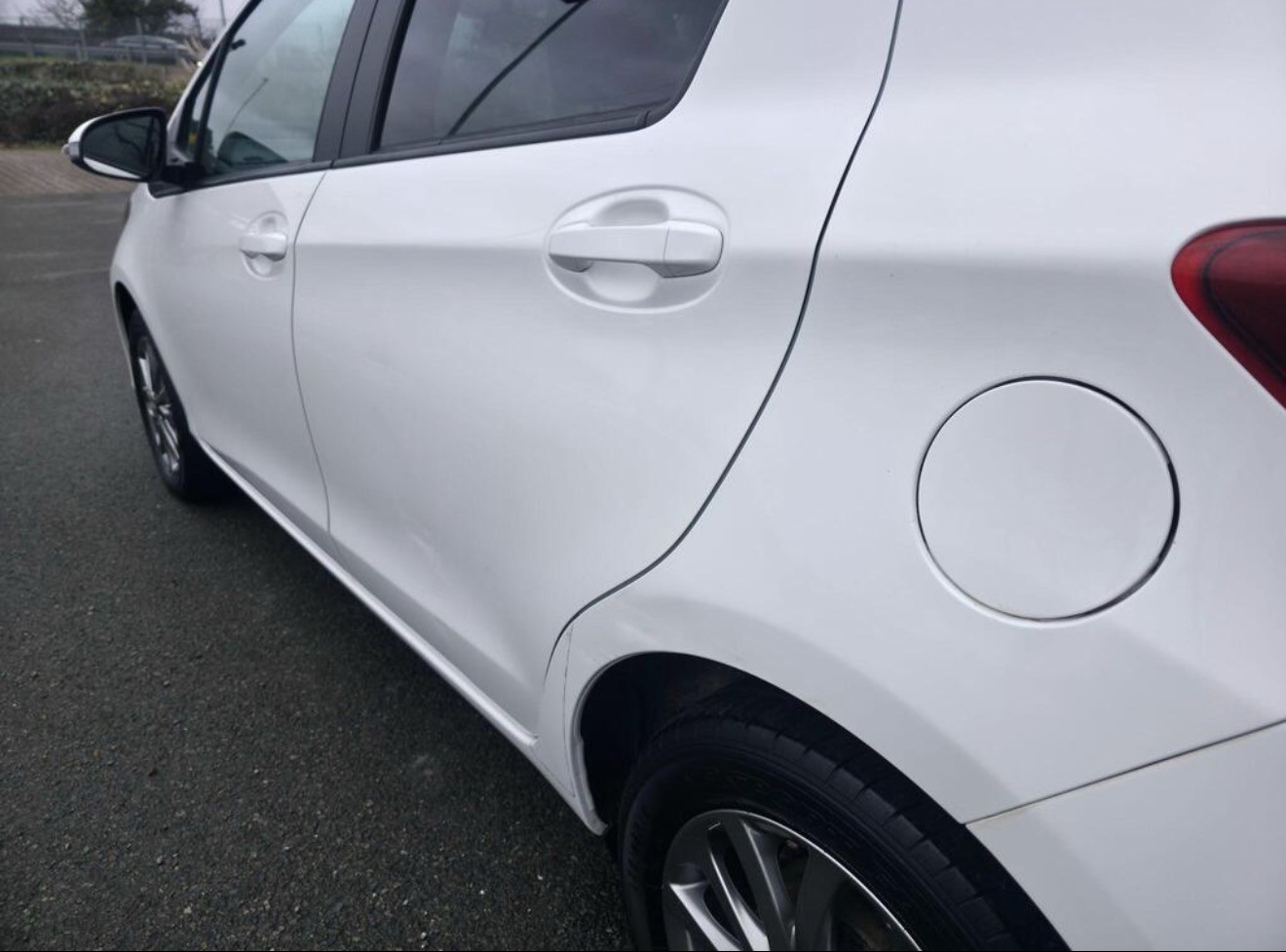 Used Toyota Yaris 2016 for sale - 77697489: Photo 12