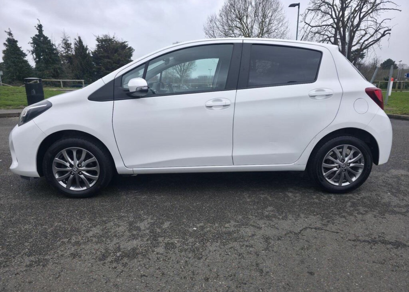 Used Toyota Yaris 2016 for sale - 77697489: Photo 14