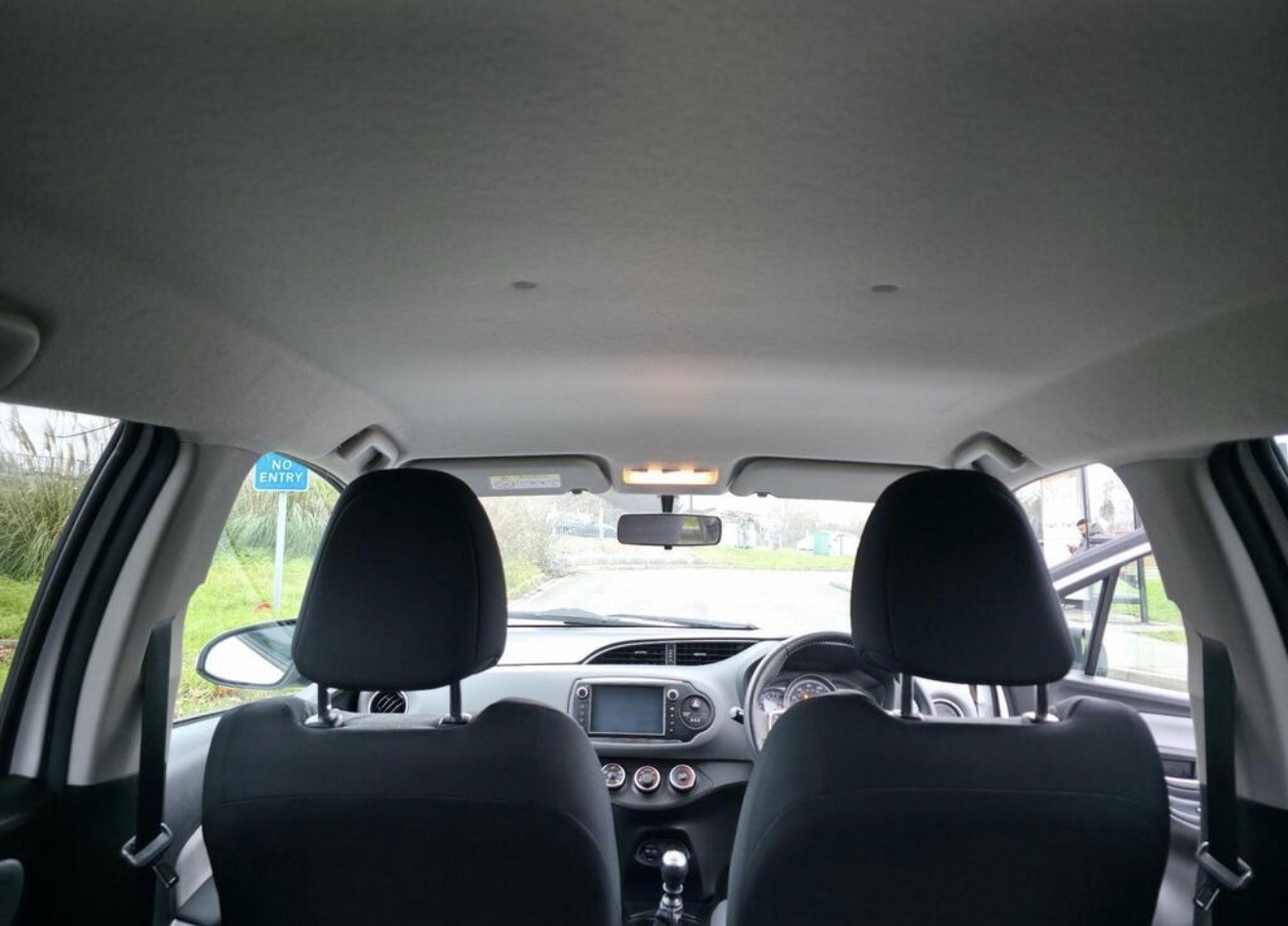 Used Toyota Yaris 2016 for sale - 77697489: Photo 33