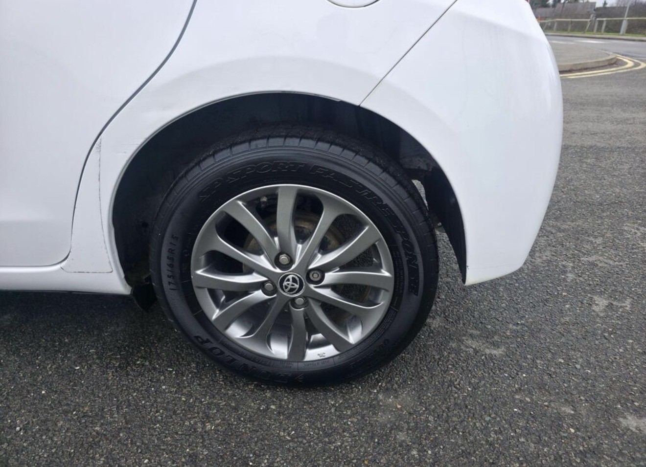 Used Toyota Yaris 2016 for sale - 77697489: Photo 41