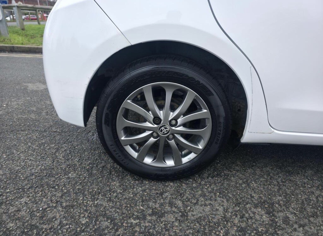 Used Toyota Yaris 2016 for sale - 77697489: Photo 42