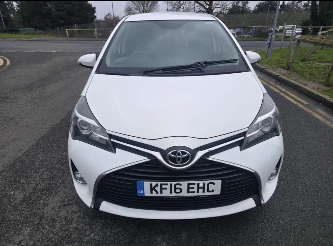 Used Toyota Yaris 2016 for sale - 77697489: Photo 8