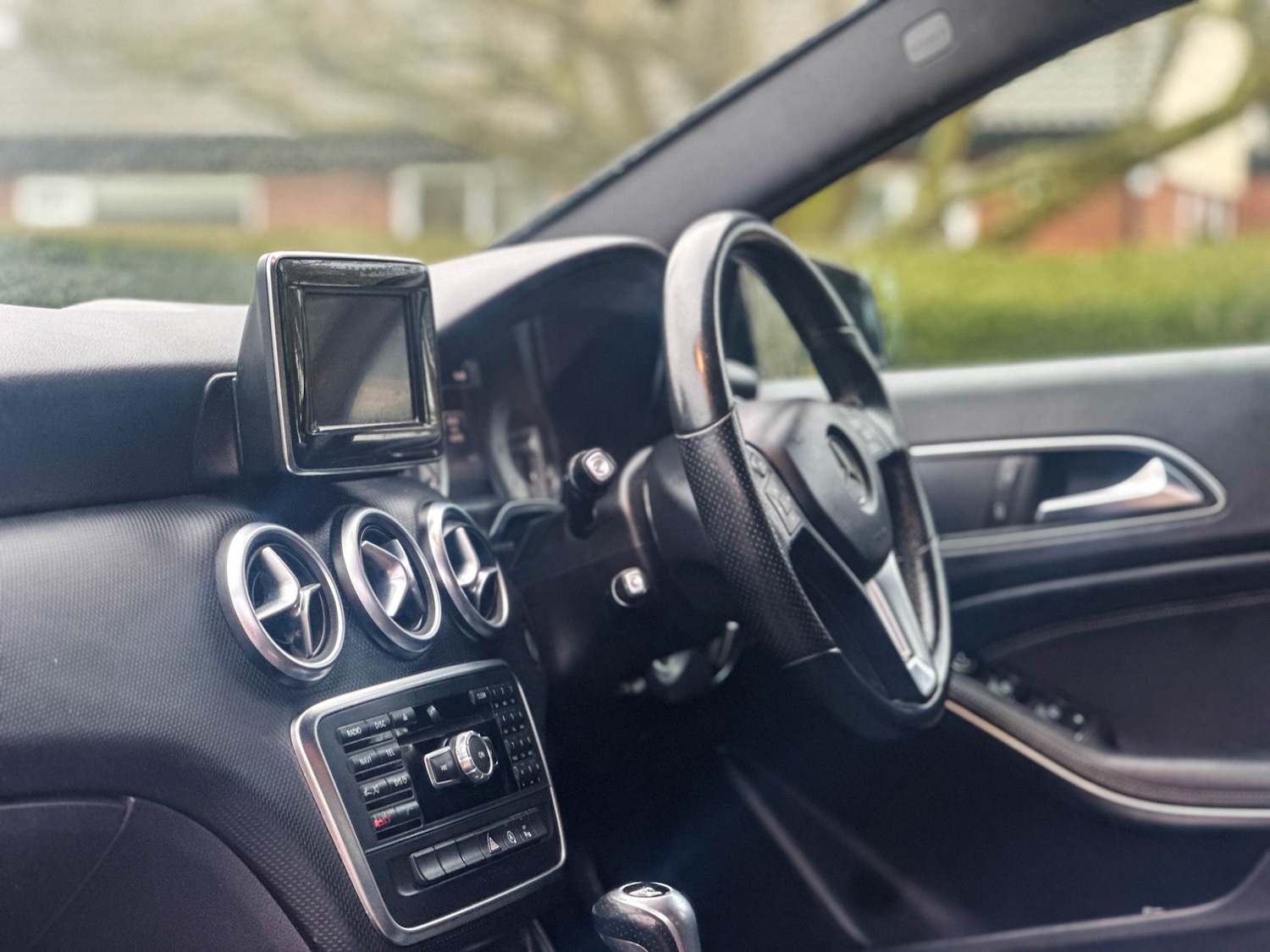 Used Mercedes-Benz A-Class 2015 for sale - 77628752: Photo 10