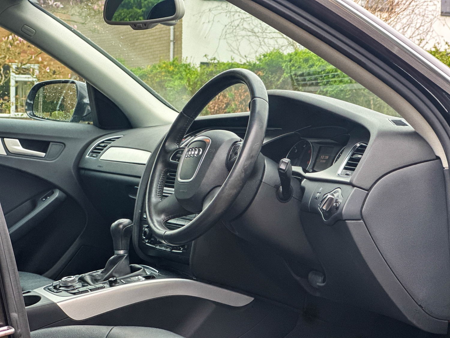 Used Audi A4 2011 for sale - 77801881: Photo 9