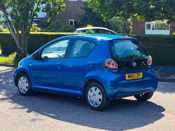 Used Toyota AYGO 2010 for sale - 79054937: Photo