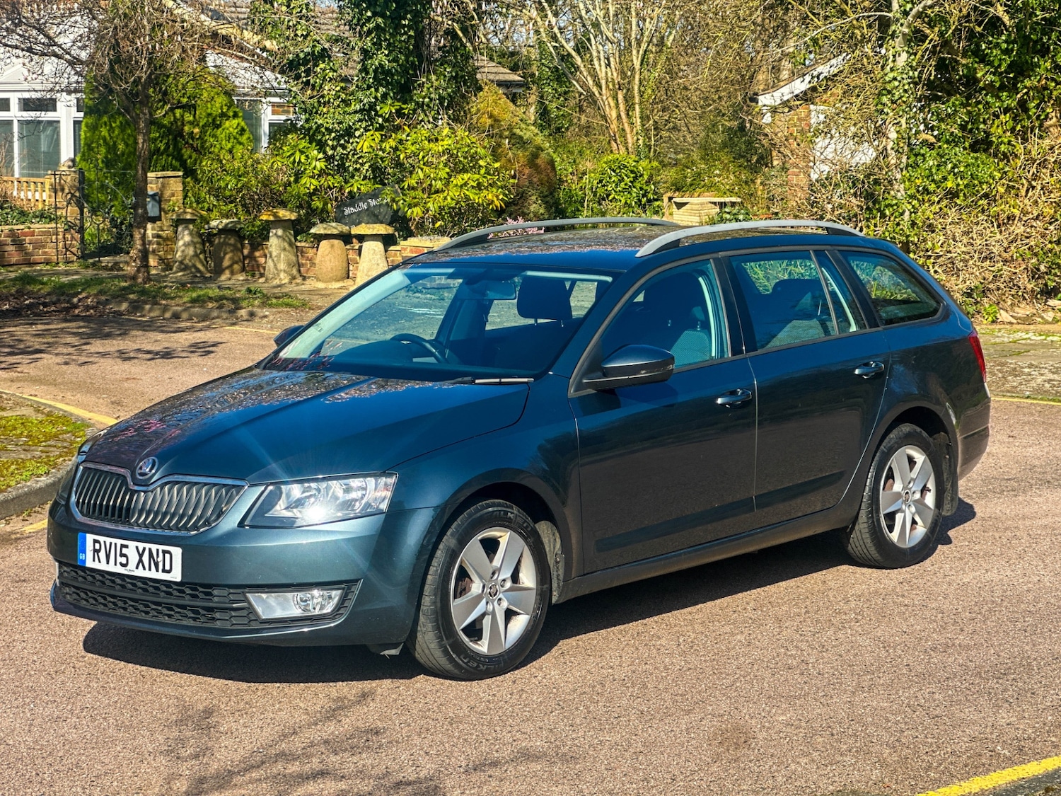 Used Skoda Octavia 2015 for sale - 77807349: Photo 2