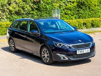 Used Peugeot 308 2015 for sale - 79401041: Photo
