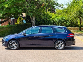 Used Peugeot 308 2015 for sale - 79401041: Photo
