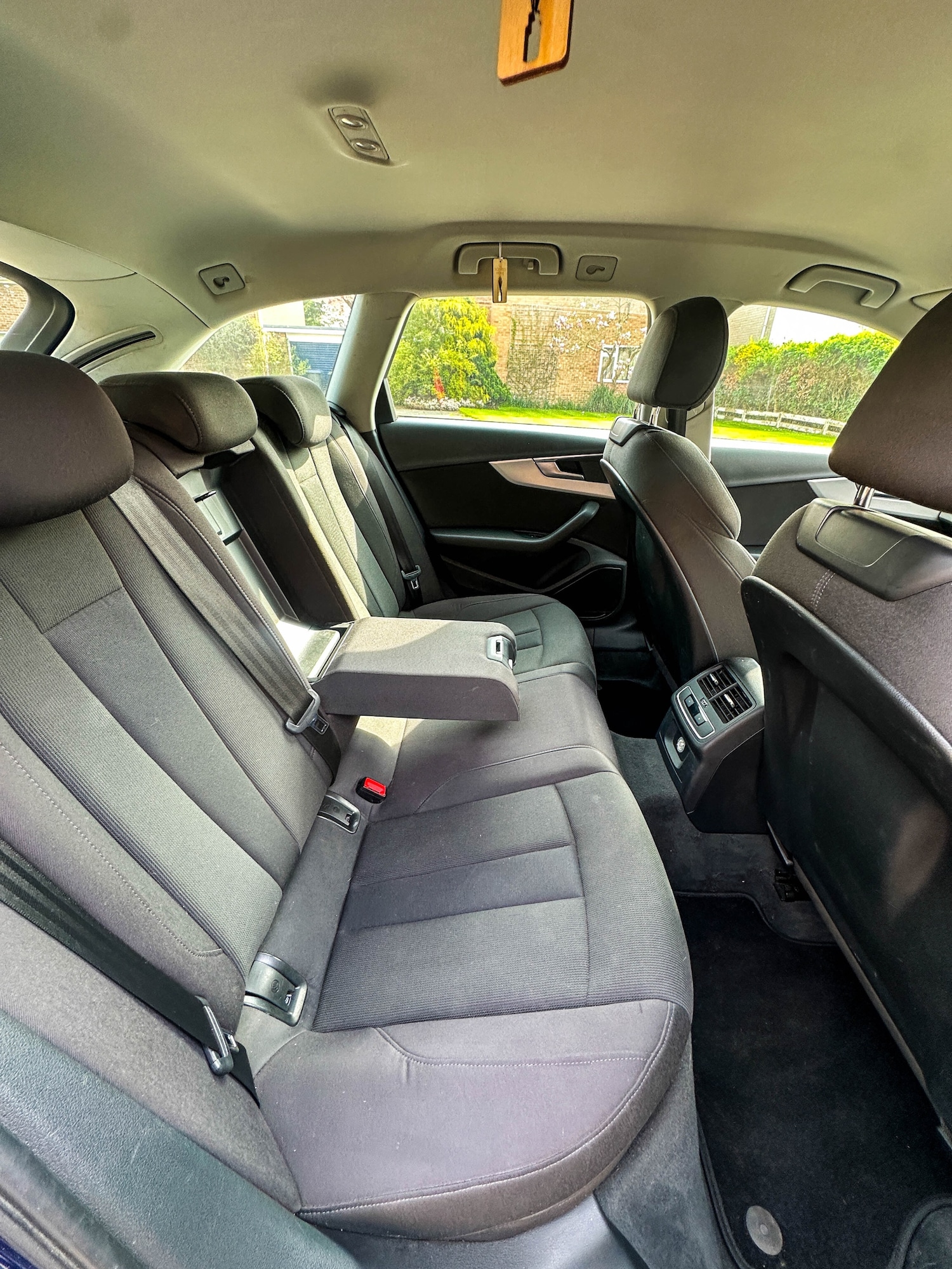 Used Audi A4 2016 for sale - 77970789: Photo 12