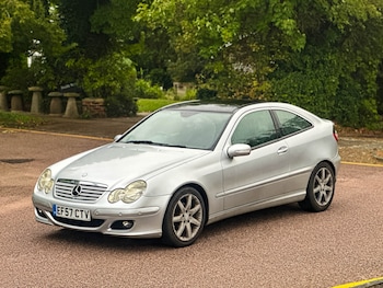 Used Mercedes-Benz C-Class 2007 for sale - 75881979: Photo