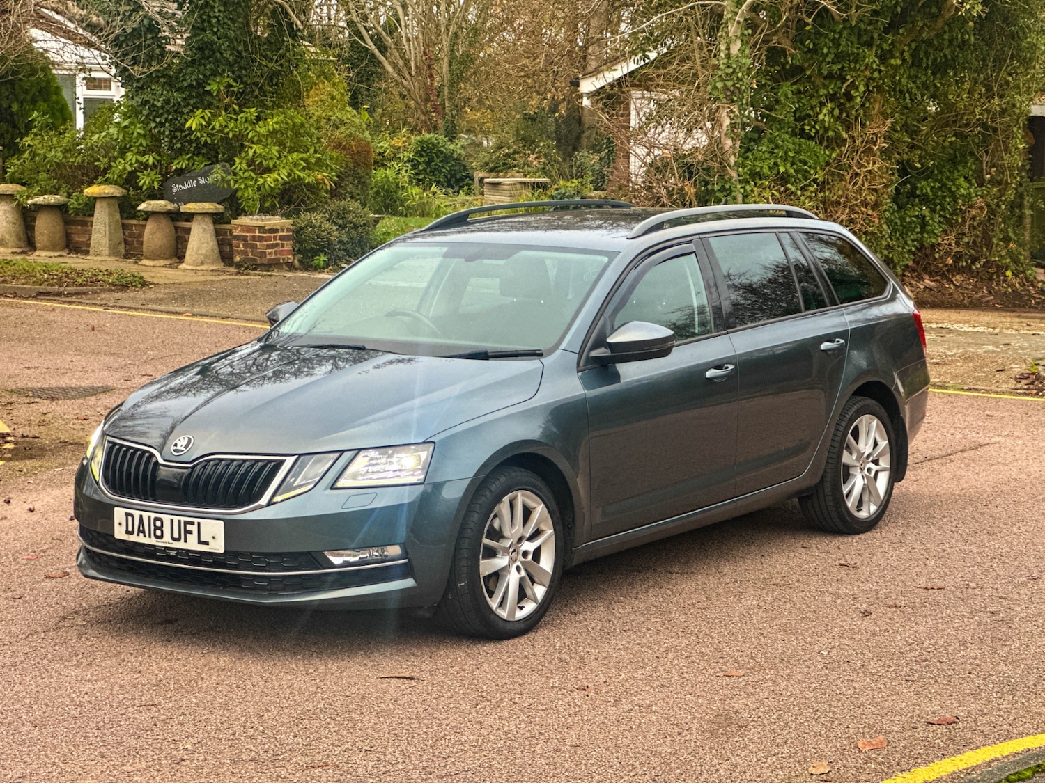 Used Skoda Octavia 2018 for sale - 76681561: Photo 2