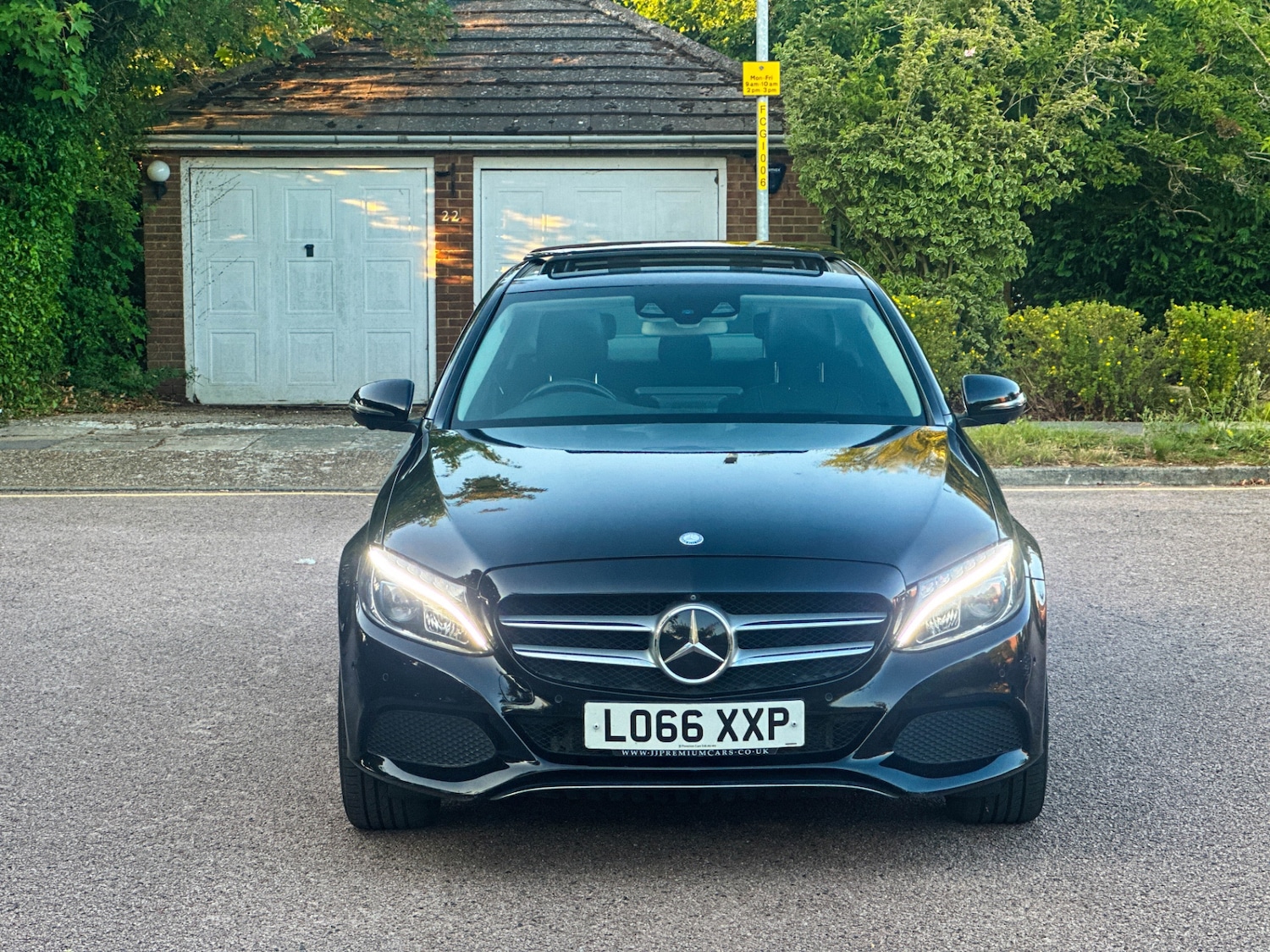 Used Mercedes-Benz C Class 2016 for sale - 76407739: Photo 3