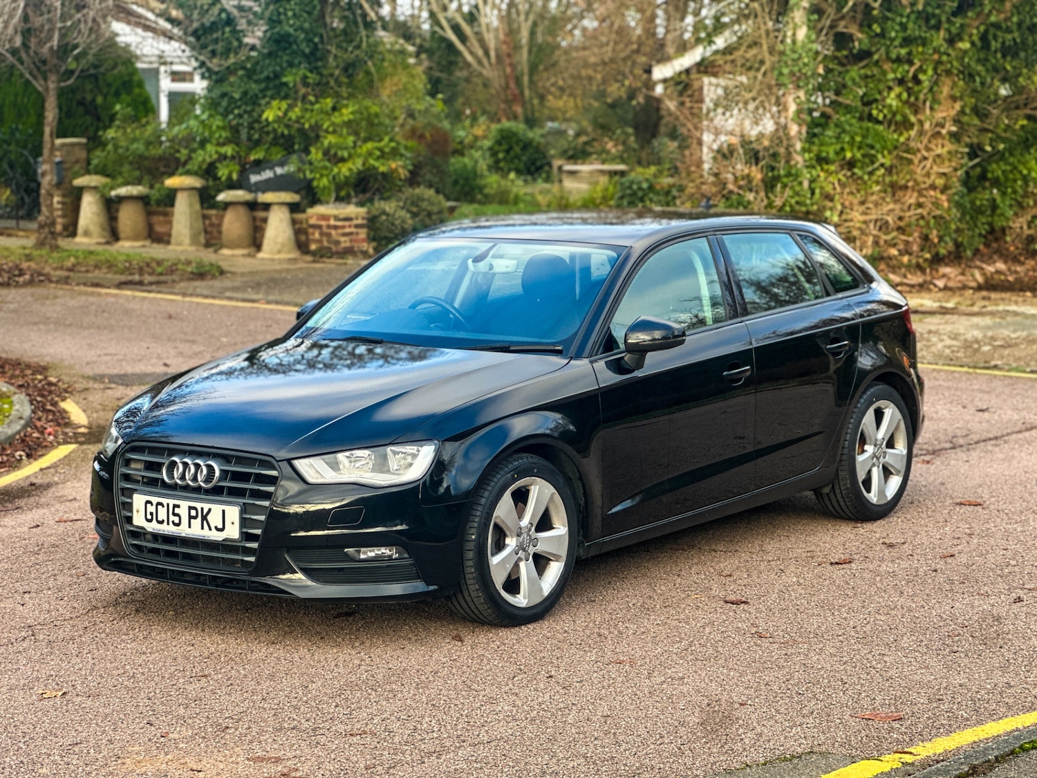 Used Audi A3 2015 for sale - 76673647: Photo 2