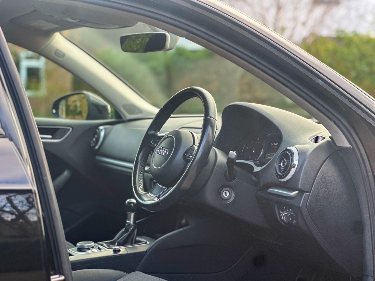 Used Audi A3 2015 for sale - 76673647: Photo 9