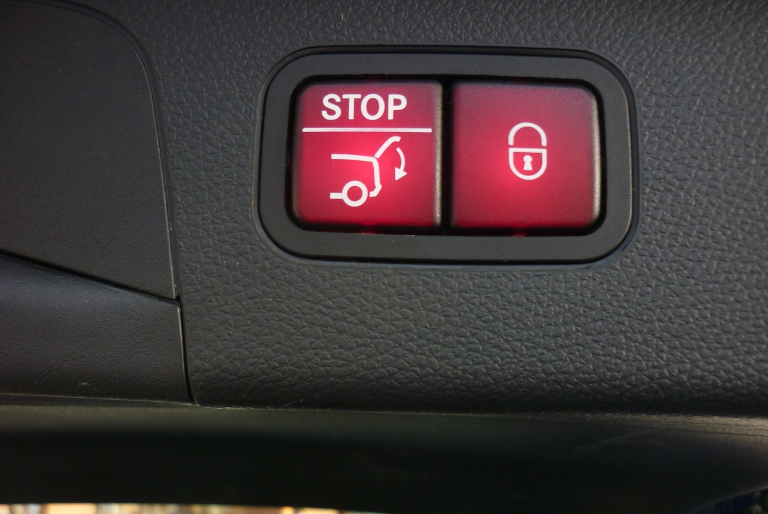 Used Mercedes-Benz GLC 2017 for sale - 77878613: Photo 12