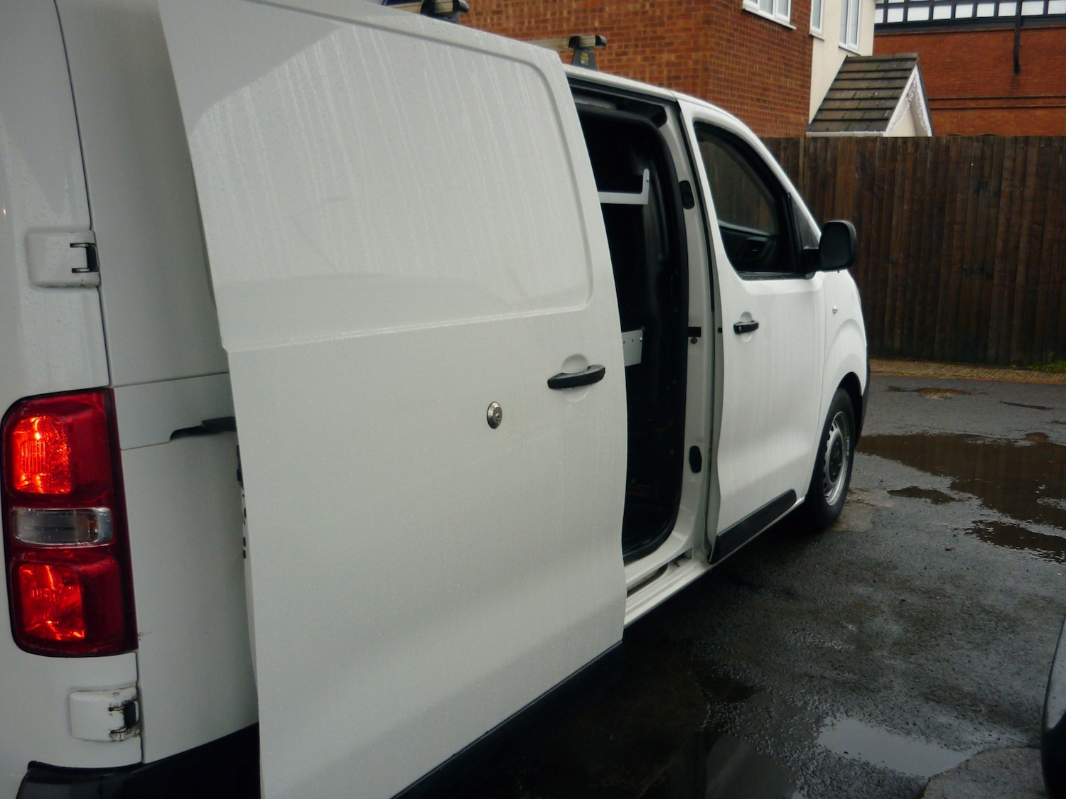 Used Peugeot Expert 2018 for sale - 77281583: Photo 16