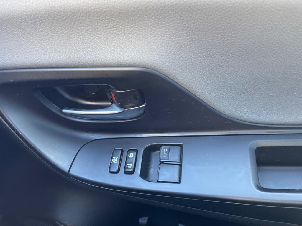 Used Toyota Yaris 2018 for sale - 77628870: Photo 16