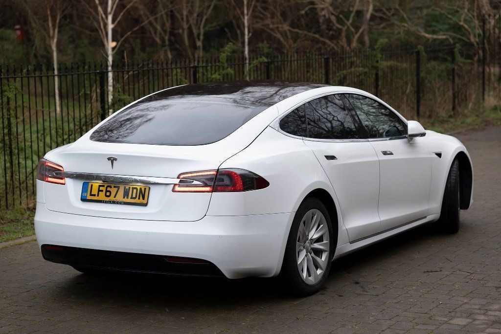 Used Tesla Model S 2017 for sale - 77629490: Photo 3