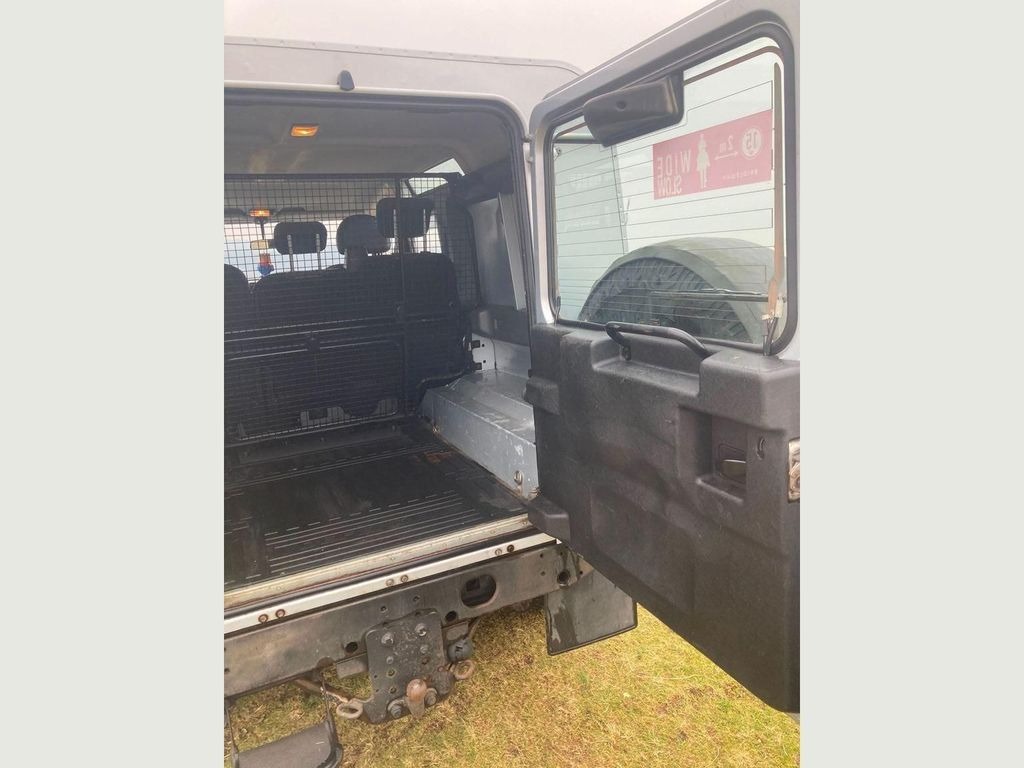 Used Land Rover Defender 2011 for sale - 77629718: Photo 12