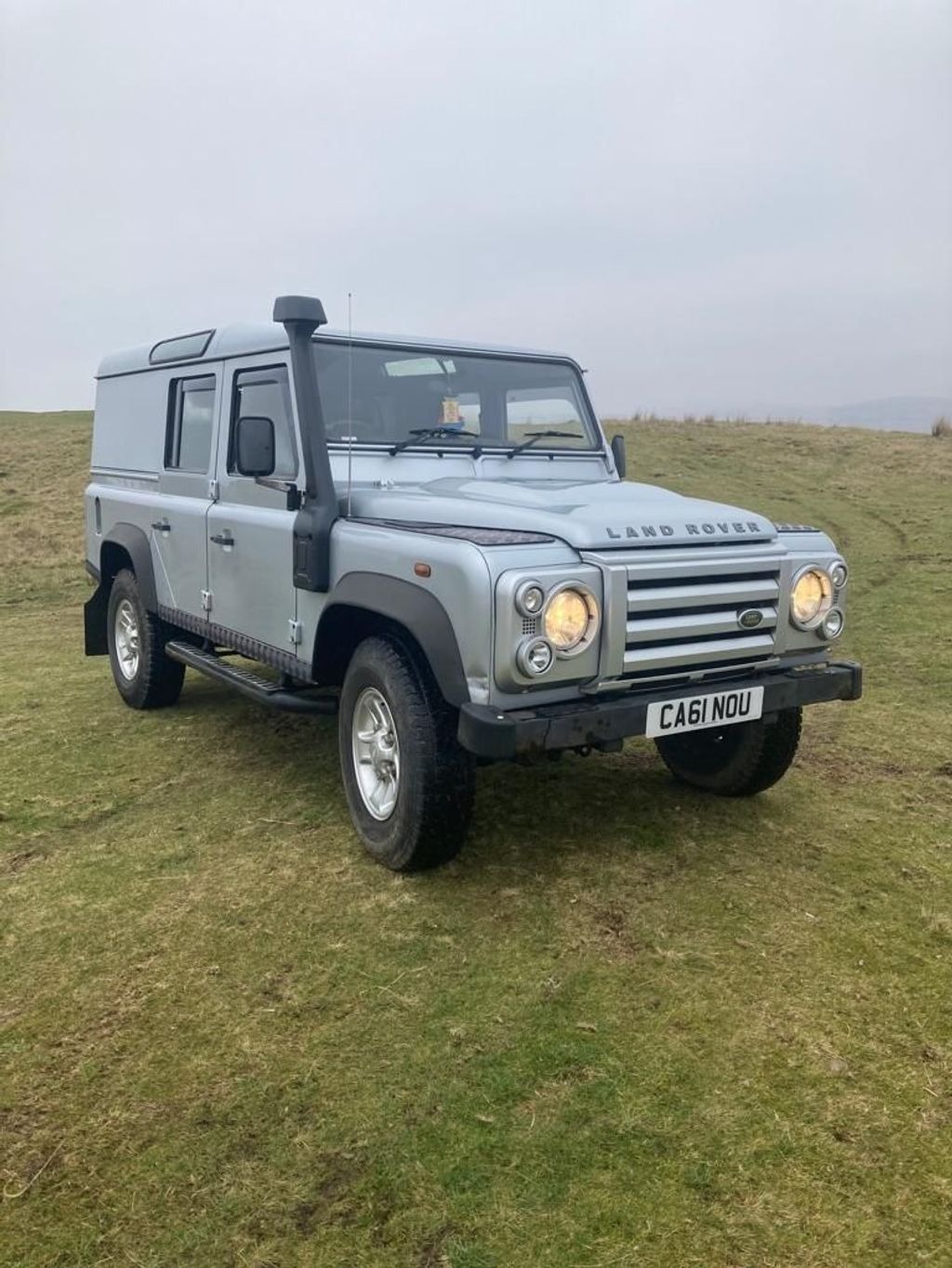 Used Land Rover Defender 2011 for sale - 77629718: Photo 3