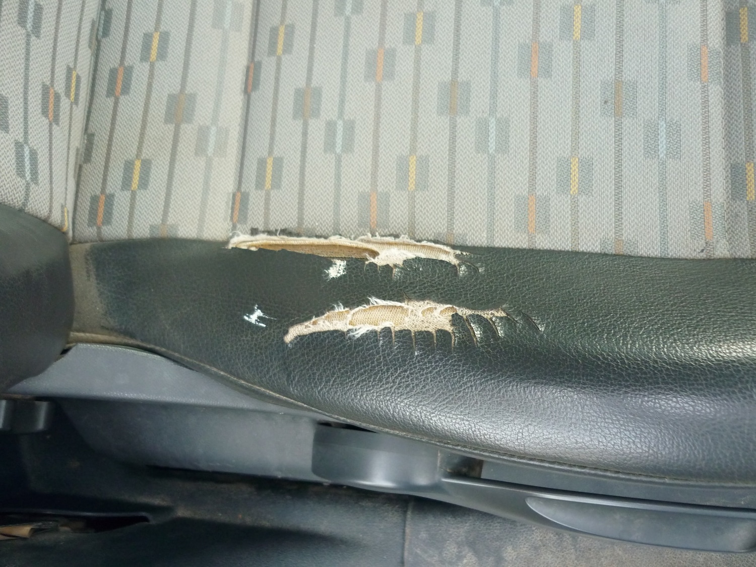 Used Volkswagen Caddy Maxi 2011 for sale - 76576416: Photo 21