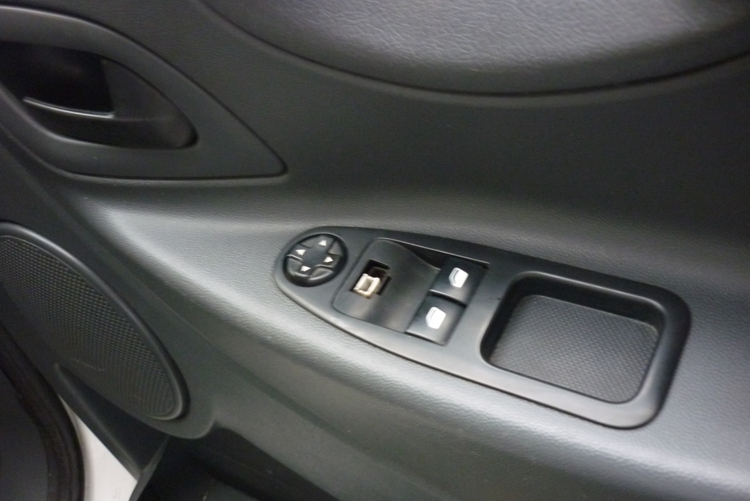 Used Peugeot Expert 2014 for sale - 77269881: Photo 22