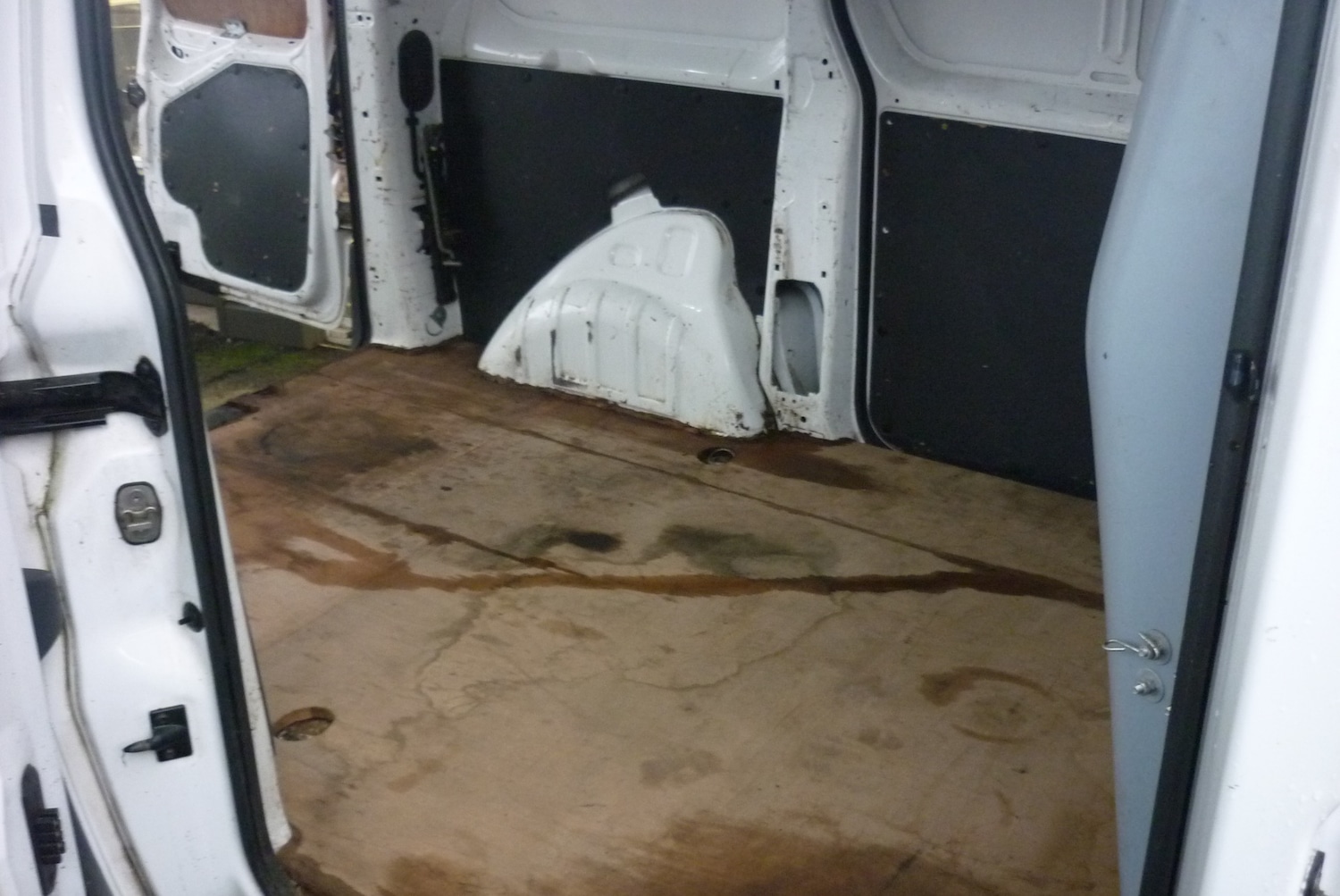 Used Peugeot Expert 2014 for sale - 77269881: Photo 24