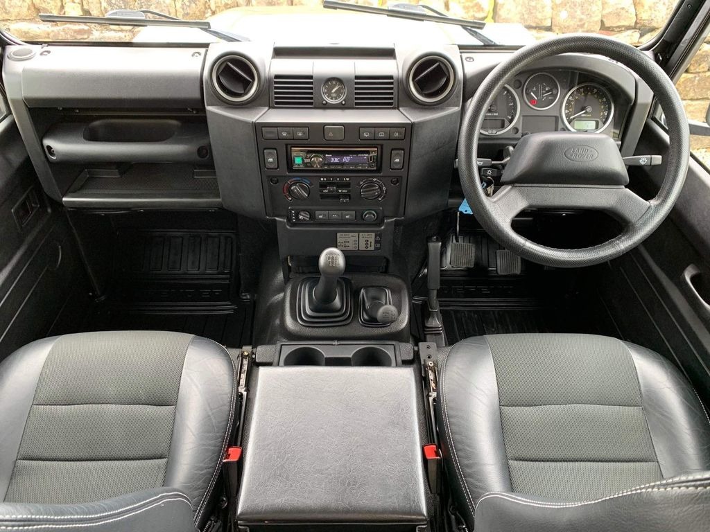 Used Land Rover Defender 2013 for sale - 77630065: Photo 10